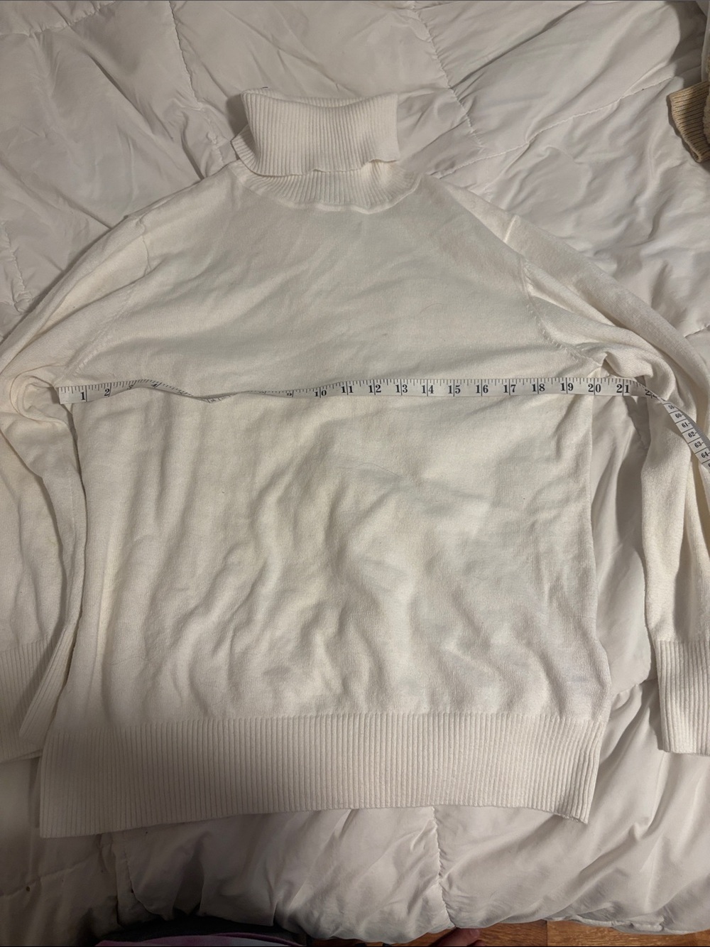 Women’s L.L. Bean Petite Large Turtleneck Sweater